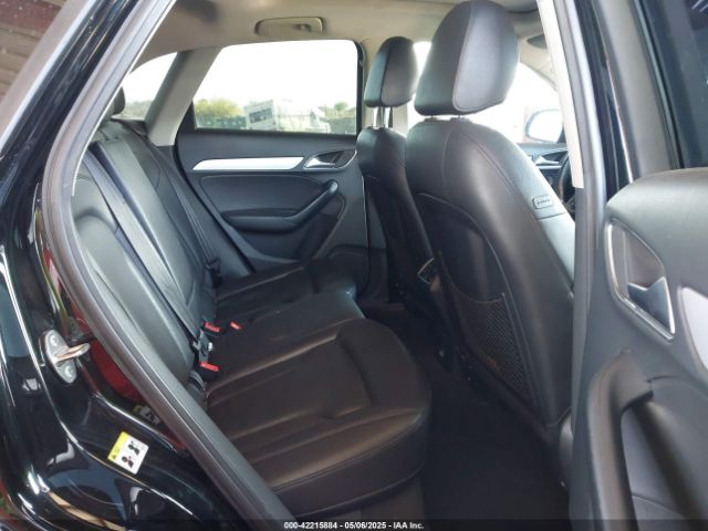 WA1BCCFS2HR011089 Audi Q3 2.0t Premium