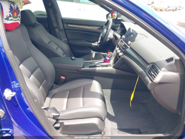 1HGCV1F33NA083674 Honda Accord Sport