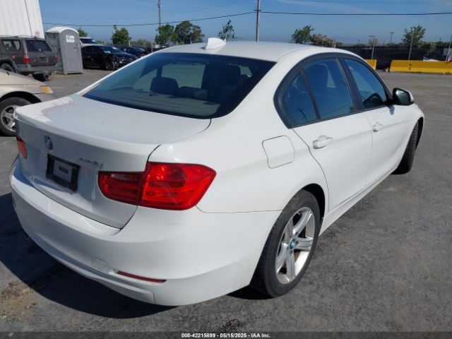 WBA3C1C55FP852858 BMW 328I