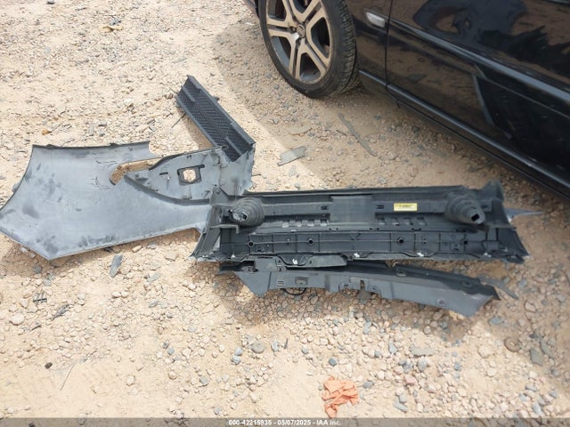1FMCU0GX9GUC81721 Ford ESCAPE SE