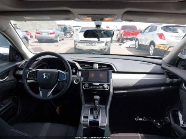 2HGFC2F73JH568243 Honda CIVIC EX