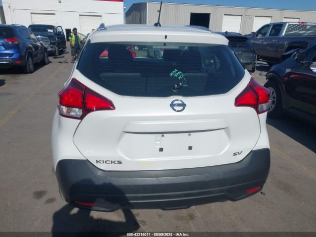 3N1CP5CU7KL494838 Nissan KICKS SV