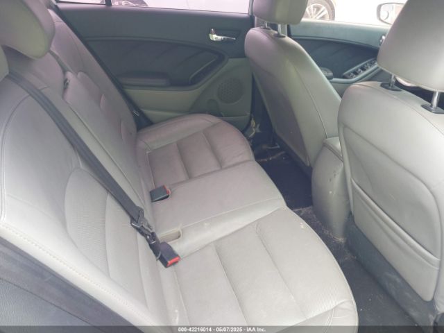 KNAFX5A89F5335788 KIA FORTE EX