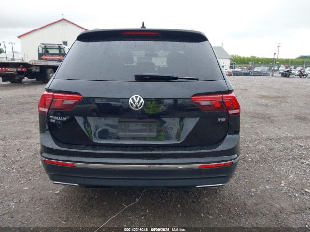 3VV3B7AXXJM090706 Volkswagen Tiguan 2.0t Se/2.0t Sel