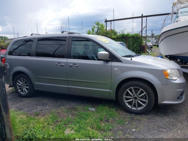 2C4RDGCG3ER229878 Dodge Grand Caravan Sxt 30th Anniversary