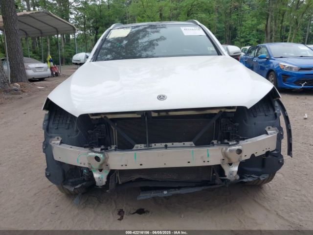 WDC0G4KB8KF669144 Mercedes-Benz Glc 300 4matic