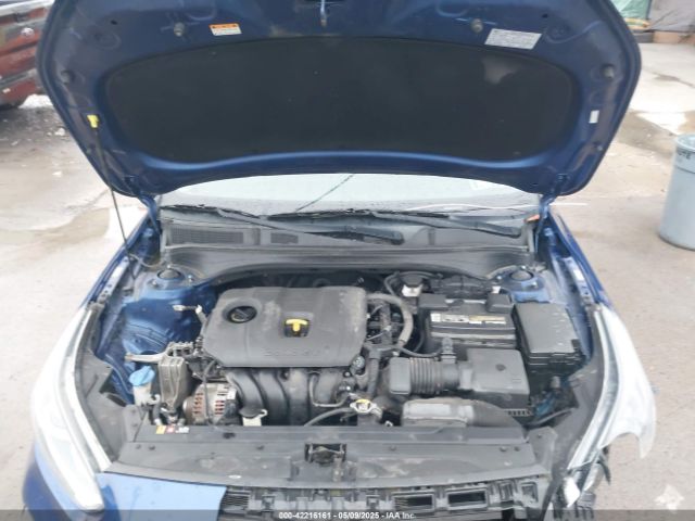 3KPF24AD8KE105862 KIA Forte Lxs