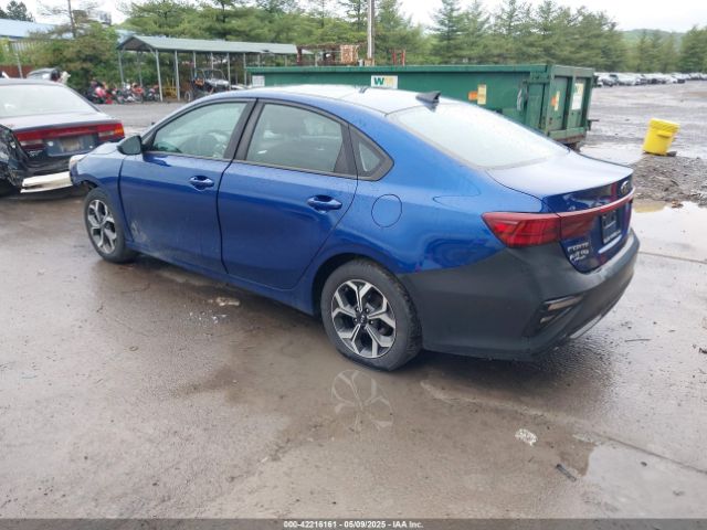 3KPF24AD8KE105862 KIA Forte Lxs