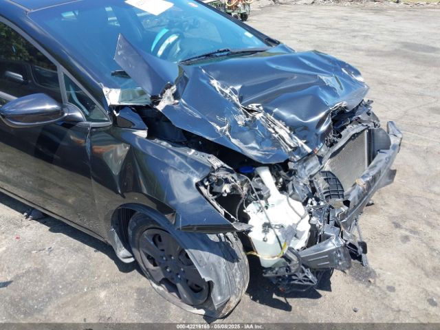 KNAFK4A6XG5518075 KIA FORTE LX