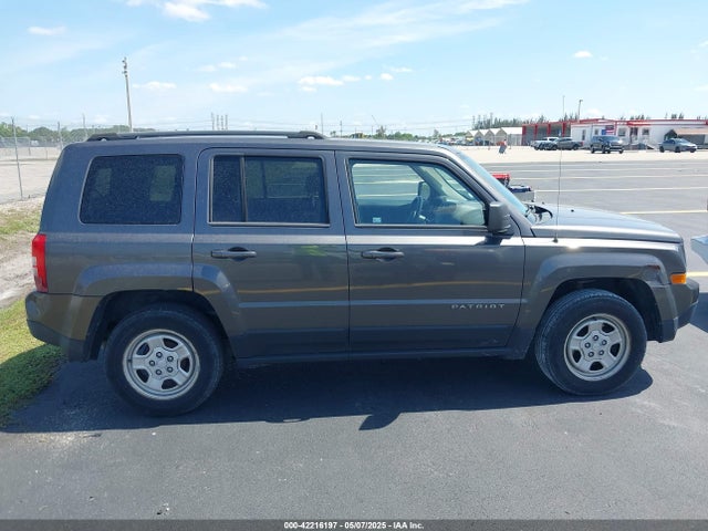 1C4NJPBB4GD716767 Jeep Patriot Sport