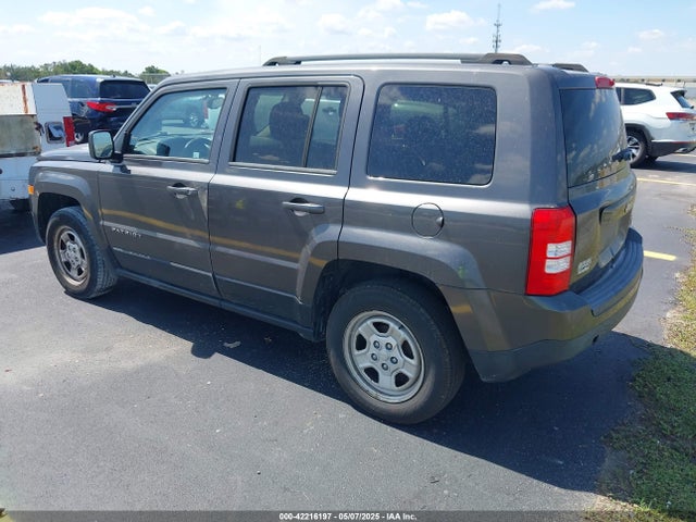 1C4NJPBB4GD716767 Jeep Patriot Sport