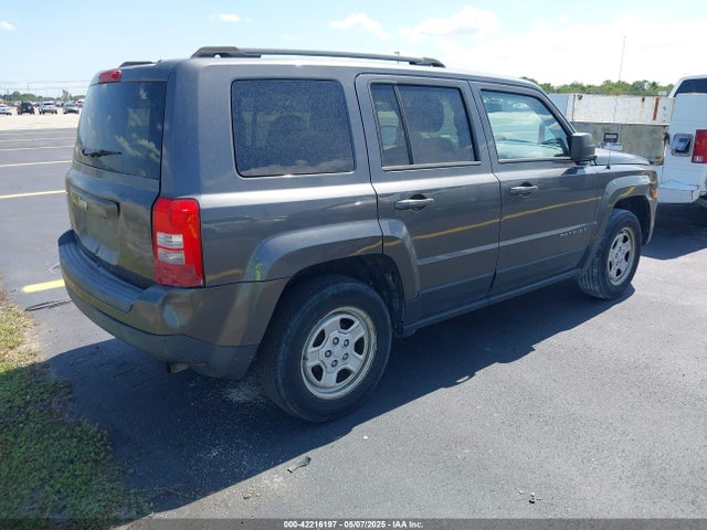 1C4NJPBB4GD716767 Jeep Patriot Sport
