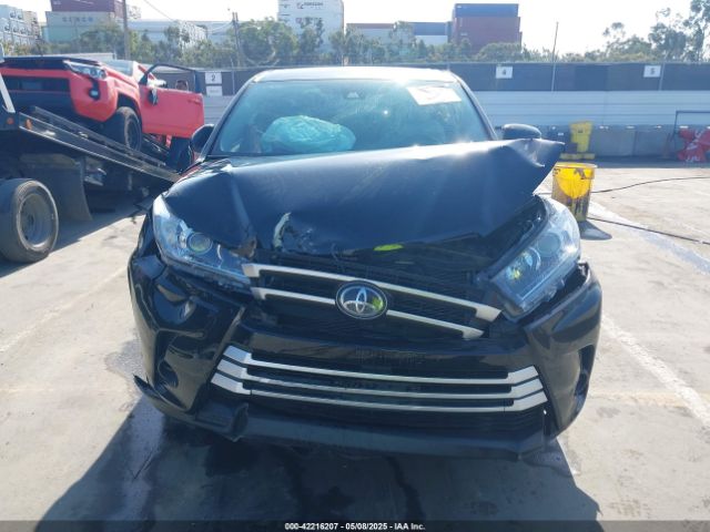 5TDZZRFH3JS252287 Toyota Highlander Le