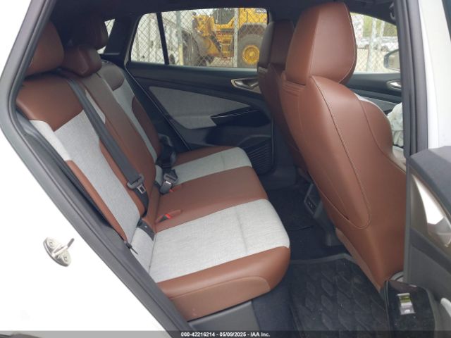 2023 VOLKSWAGEN ID.4 1V2CMPE81PC030446 Photo 7