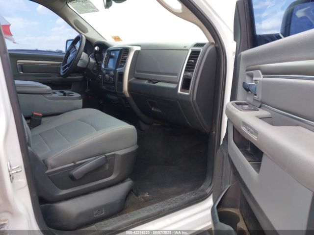 3C6UR5DL8HG551588 RAM 2500 Slt  4x4 6'4 Box