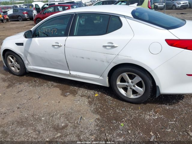 KNAGM4A7XF5579190 KIA Optima Lx