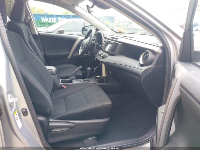 2T3ZFREV4JW449497 Toyota RAV4 LE