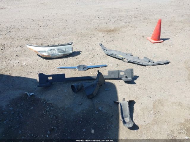 5TDBKRFH3FS199832 Toyota Highlander Le Plus V6