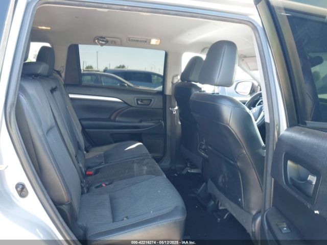 5TDBKRFH3FS199832 Toyota Highlander Le Plus V6