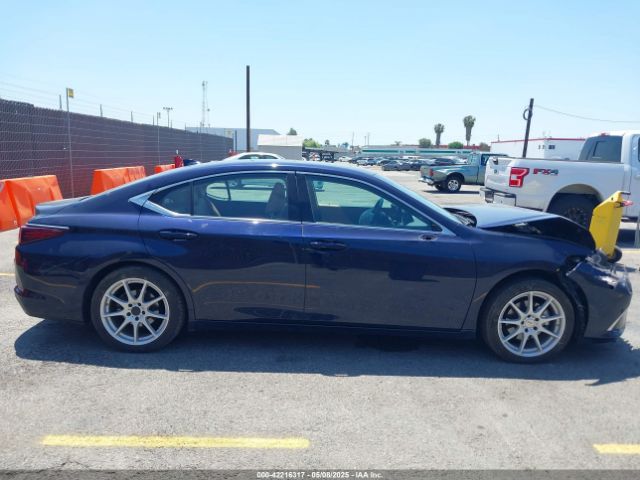 58ADZ1B12NU135987 Lexus ES 350