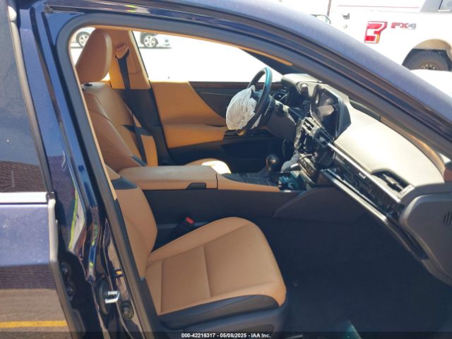 58ADZ1B12NU135987 Lexus ES 350