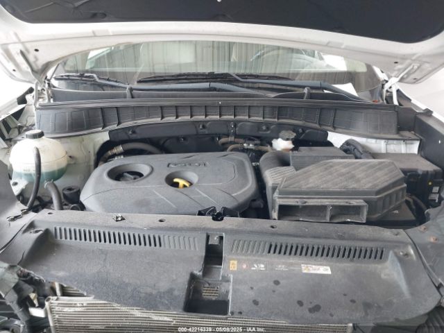 KM8J33A48GU192135 Hyundai TUCSON SE