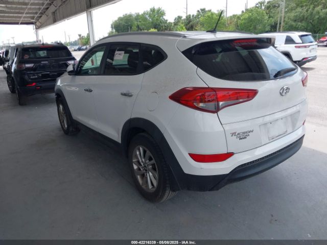 KM8J33A48GU192135 Hyundai TUCSON SE