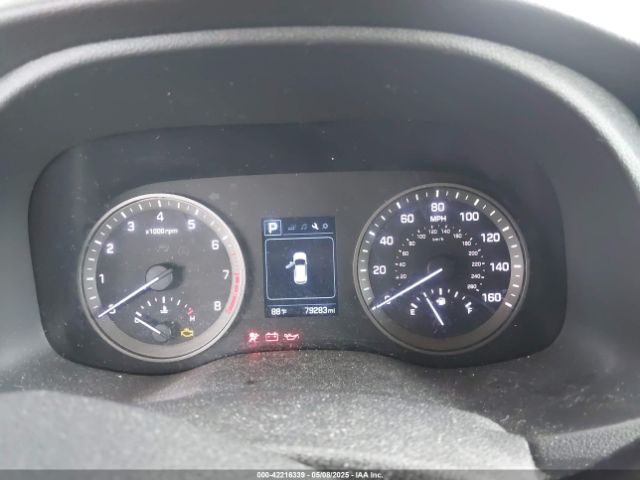 KM8J33A48GU192135 Hyundai TUCSON SE
