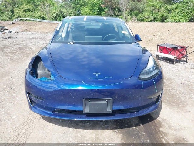 5YJ3E1EB4MF858187 Tesla MODEL 3