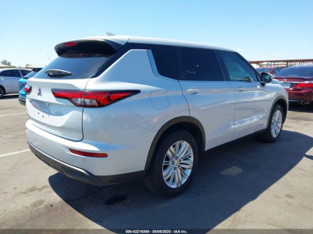2023 MITSUBISHI OUTLANDER JA4J3TA89PZ021852 Photo 3