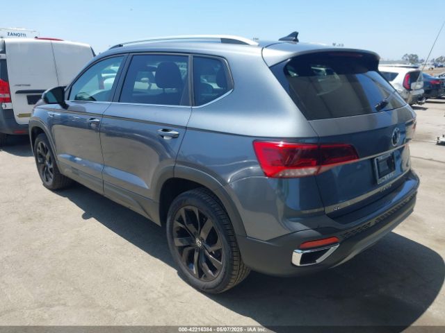 2024 VOLKSWAGEN TAOS 3VVEX7B29RM128192 Photo 2