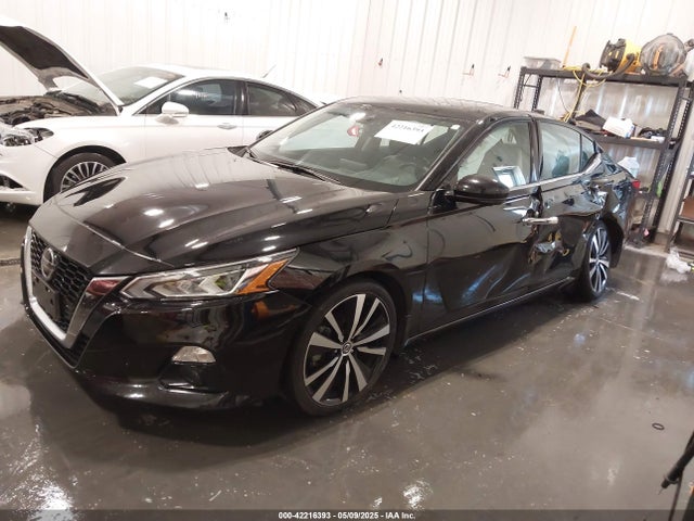 Nissan Altima 2.5 Platinum 2019 1N4BL4FV4KC210506 Image 2