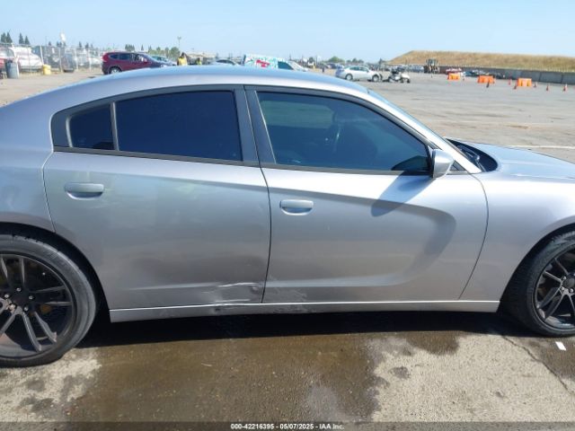 2C3CDXBG6FH767882 Dodge 2015