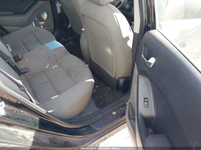 KNAFK4A6XF5424843 KIA FORTE LX