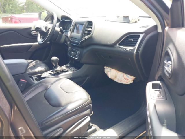 1C4PJMLXXKD471368 Jeep Cherokee Latitude Plus 4x4