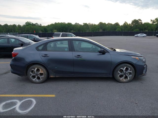 3KPF24AD1ME346570 KIA Forte Lxs