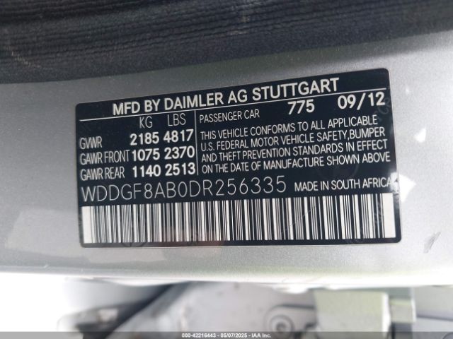 2013 MERCEDES-BENZ C 300 WDDGF8AB0DR256335 Photo 8