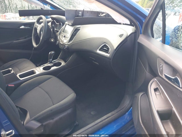 1G1BE5SM3H7140353 Chevrolet Cruze Lt Auto