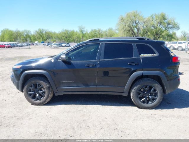 1C4PJMBXXJD572667 Jeep Cherokee Trailhawk 4x4