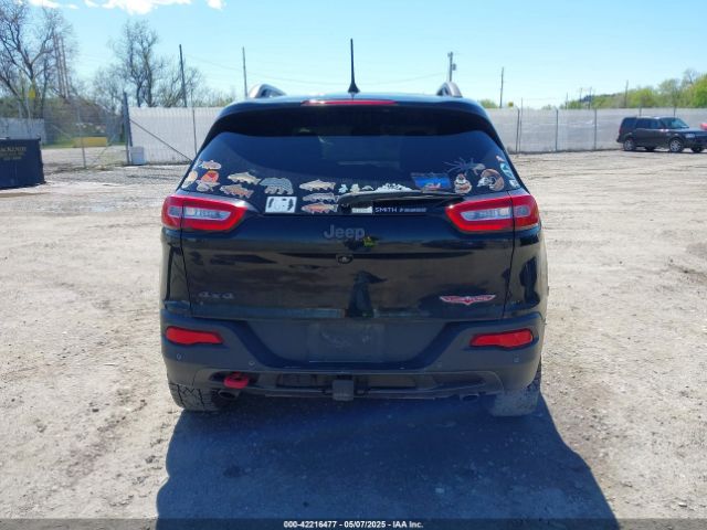 1C4PJMBXXJD572667 Jeep Cherokee Trailhawk 4x4
