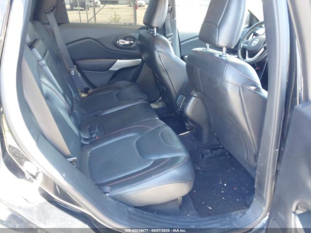 1C4PJMBXXJD572667 Jeep Cherokee Trailhawk 4x4