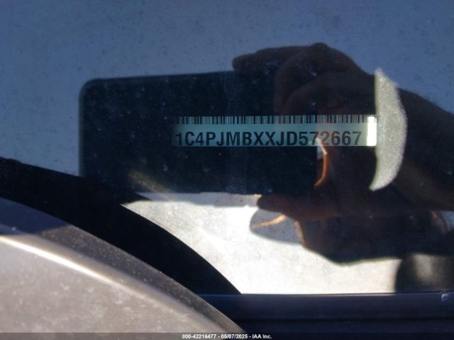 1C4PJMBXXJD572667 Jeep Cherokee Trailhawk 4x4