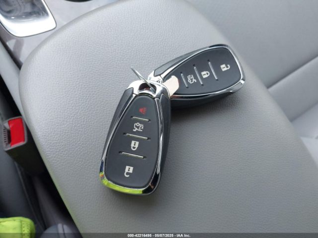 1G1ZC5ST0LF108521 Chevrolet Malibu Fwd 1fl