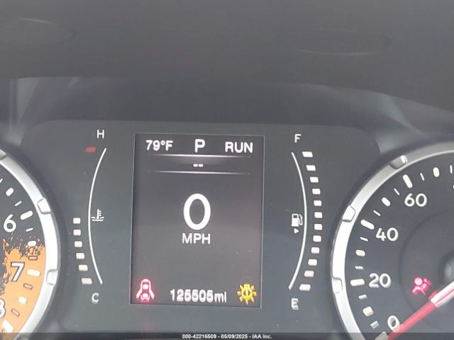 ZACCJBBTXFPB77915 Jeep Renegade Latitude