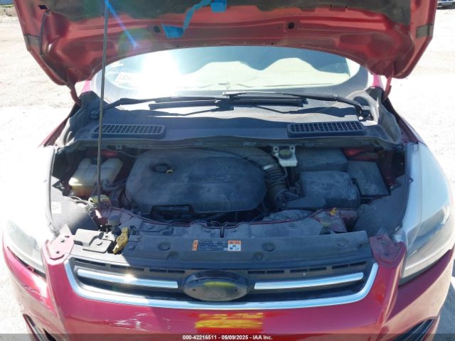 1FMCU0JX1EUE11061 Ford Escape Titanium