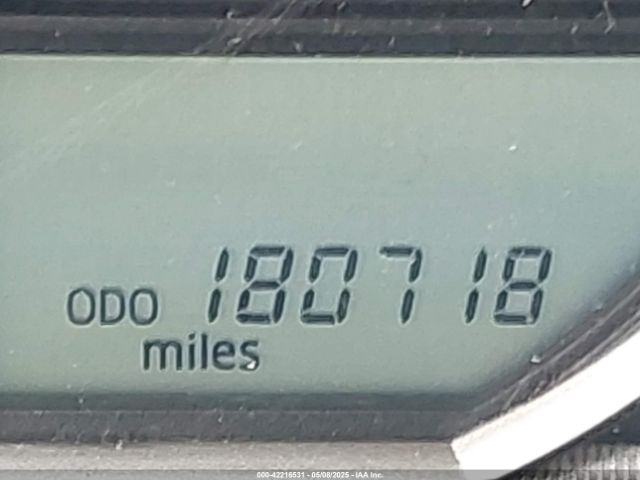2T3ZFREV7FW175414 Toyota RAV4 LE