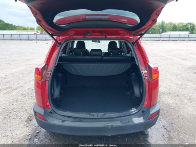 2T3ZFREV7FW175414 Toyota RAV4 LE