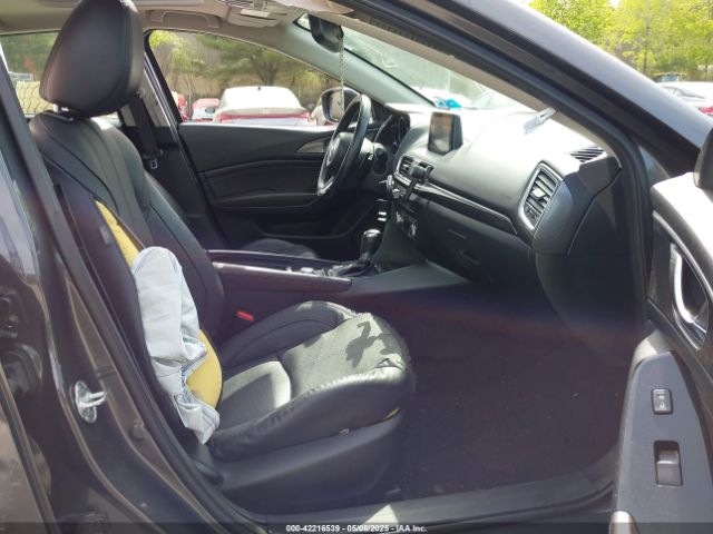 2018 MAZDA MAZDA3 3MZBN1M39JM192552 Photo 4