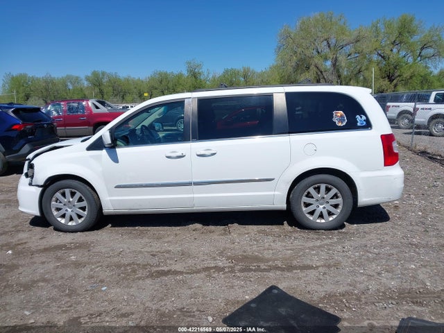 2C4RC1BGXER158745 Chrysler 2014