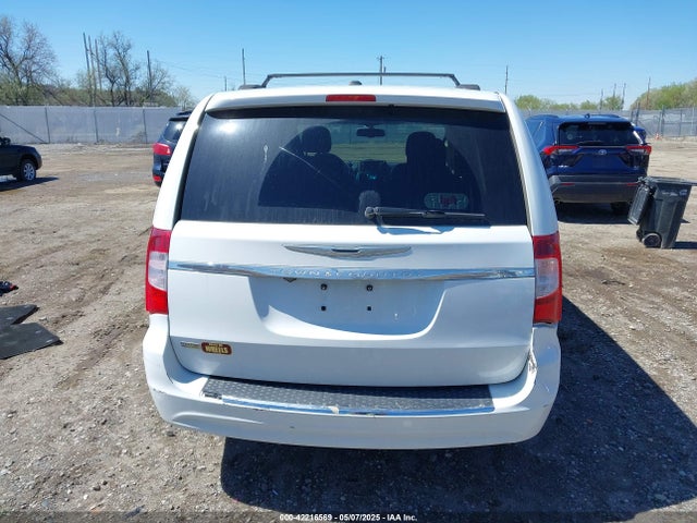 2C4RC1BGXER158745 Chrysler 2014